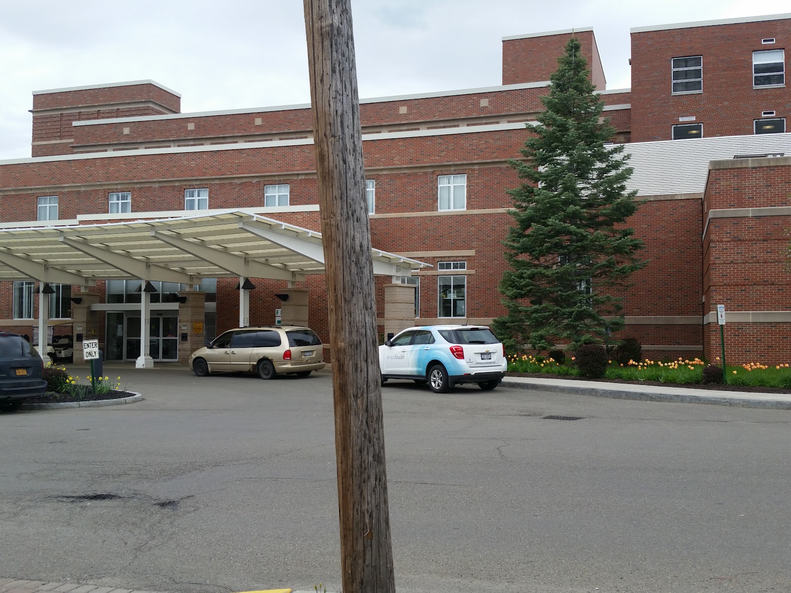 Arnot Ogden Medical Center