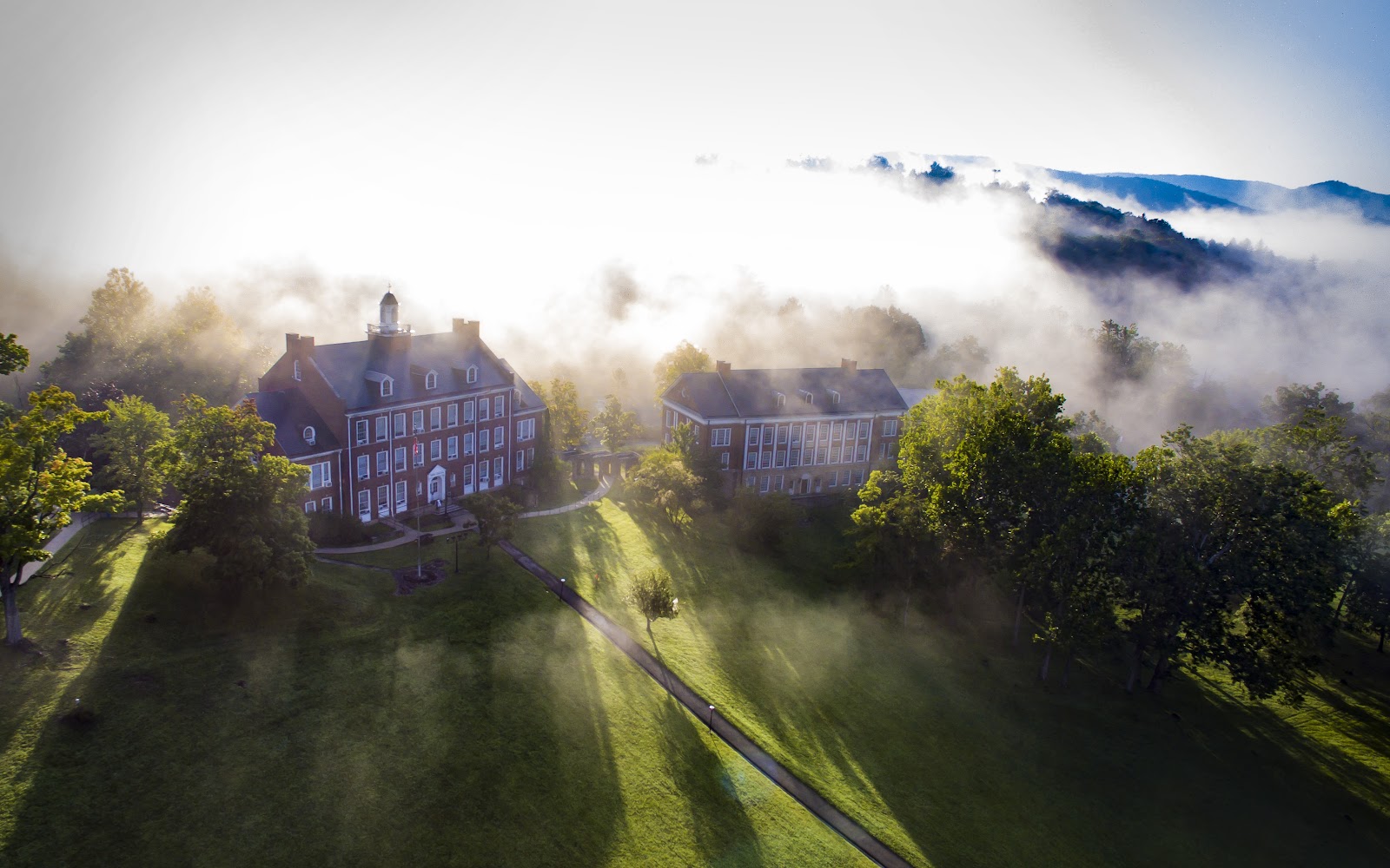 Davis & Elkins College