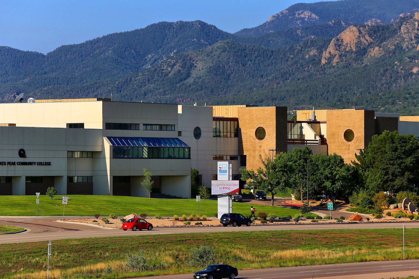 Pikes Peak State College