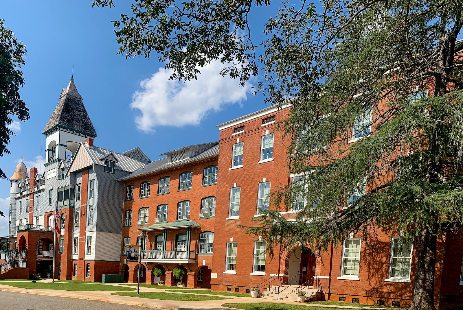 Andrew College