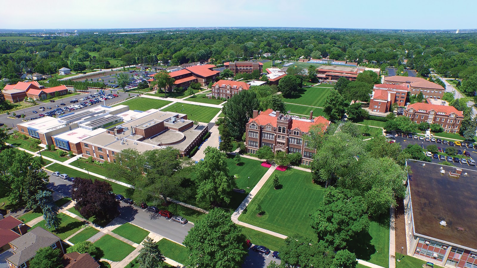 Aurora University