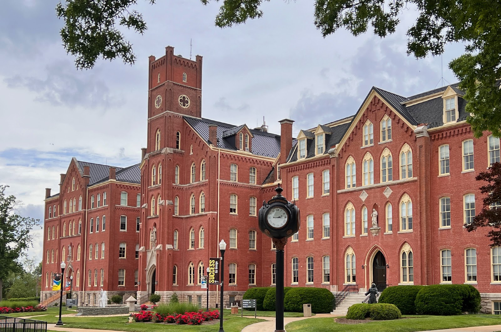 Quincy University