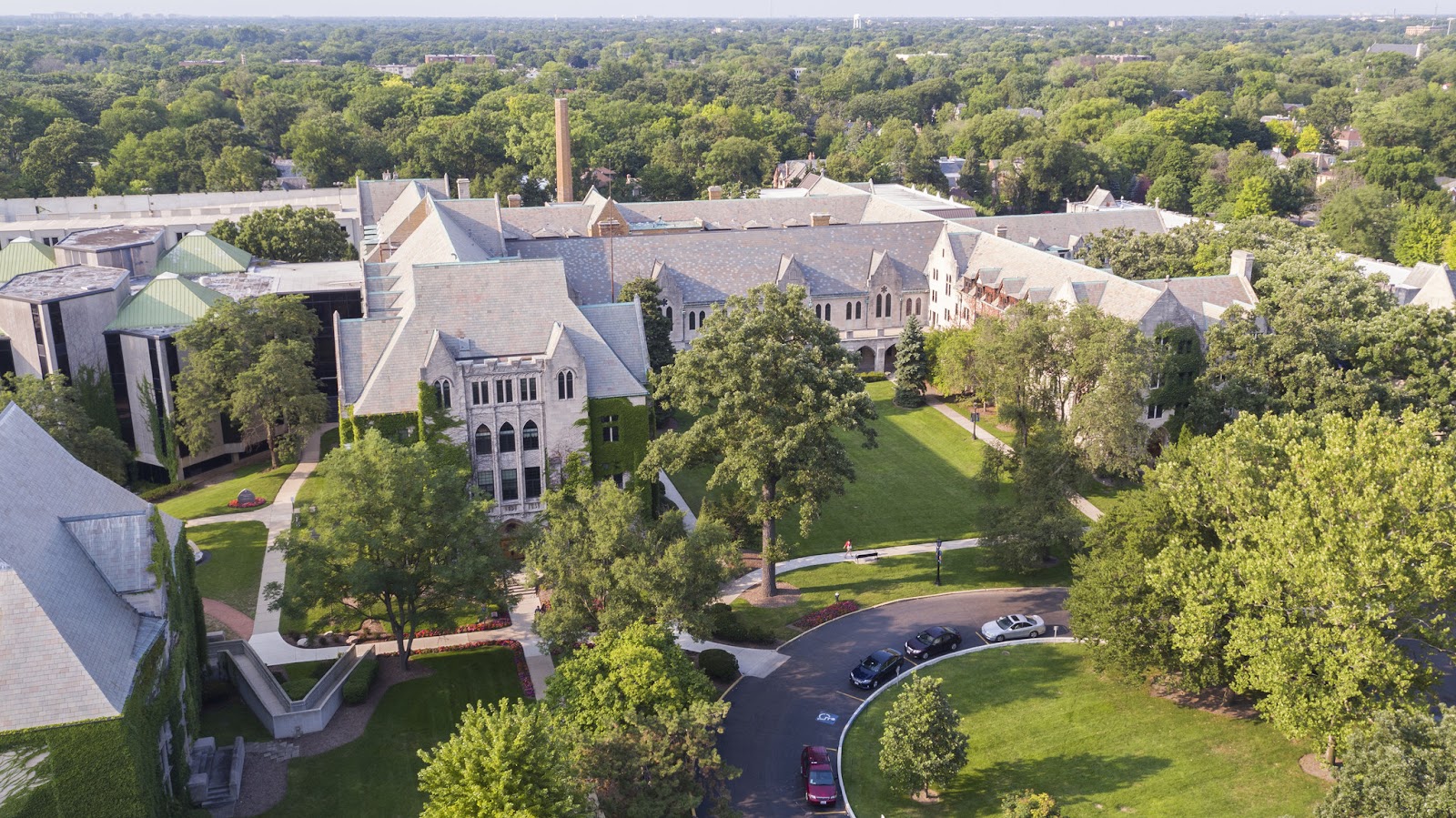 Dominican University